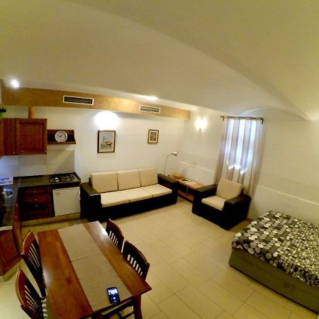 Carla Studio Apartment زغرب المظهر الخارجي الصورة