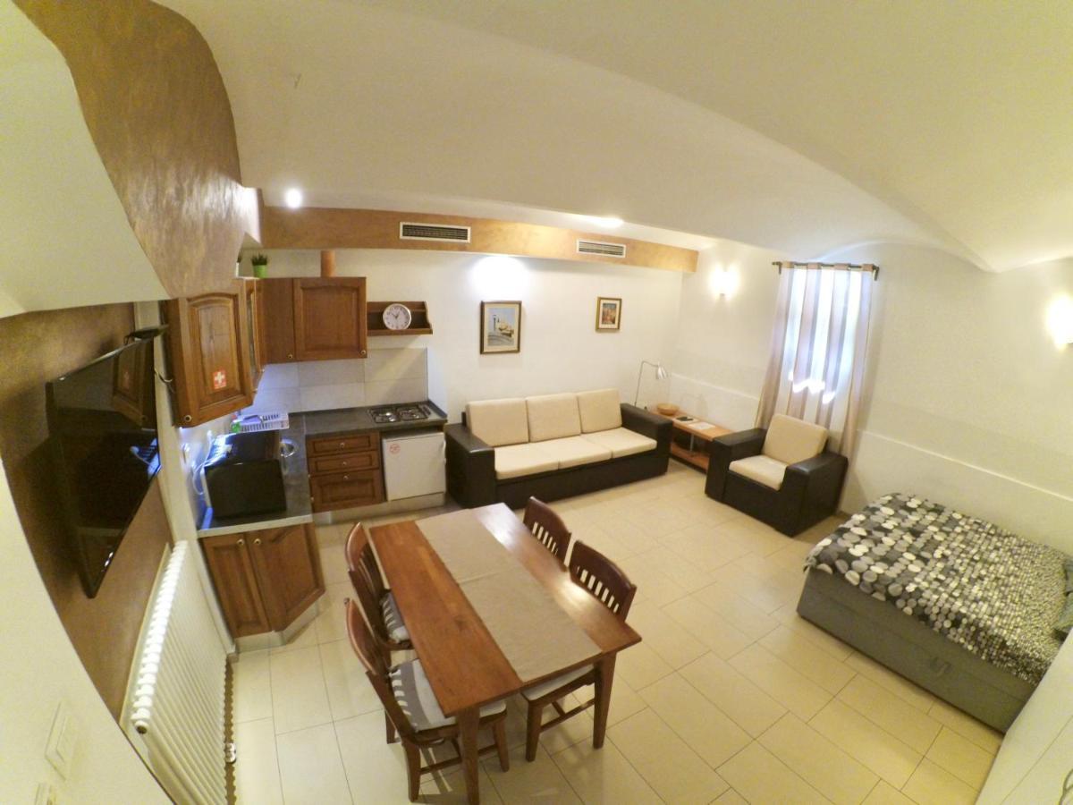 Carla Studio Apartment زغرب المظهر الخارجي الصورة